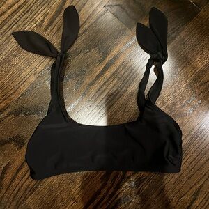 Black bikini with bow ties